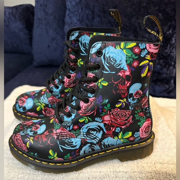 NEW Dr Martens 1460 Pascal Rose Floral Skull Limited Edition - Picture 10 of 15